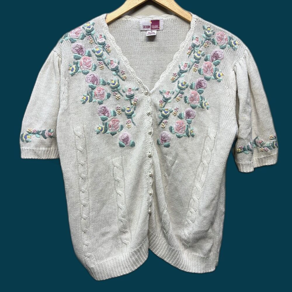 Vtg Sheridan Square Floral Embroidered 'Pearl' Button Cardigan Sweater Womens M